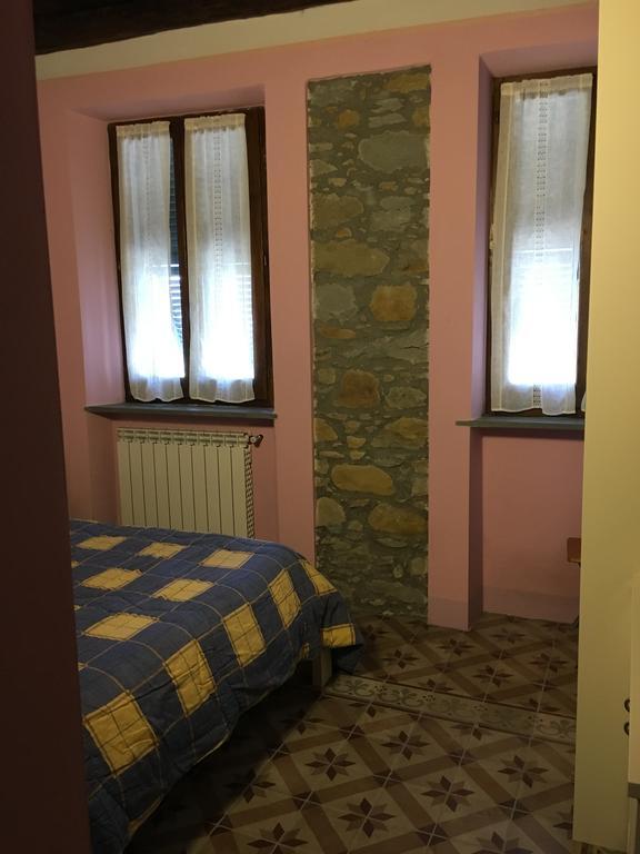 Casa Guido 2- La Porta Delle 5 Terre Appartement Beverino Buitenkant foto
