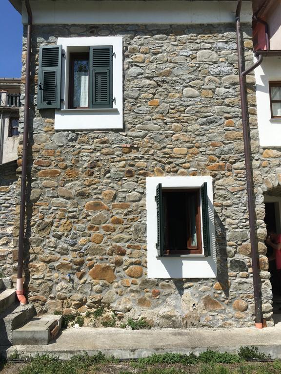 Casa Guido 2- La Porta Delle 5 Terre Appartement Beverino Buitenkant foto